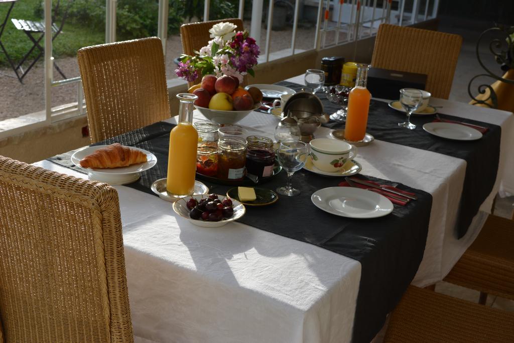 La Maison Du Parc Bed & Breakfast Lacave  Eksteriør bilde