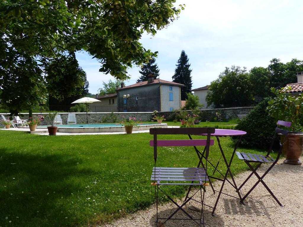 La Maison Du Parc Bed & Breakfast Lacave  Eksteriør bilde