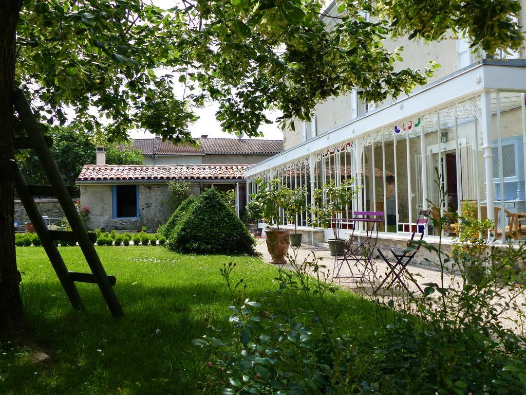 La Maison Du Parc Bed & Breakfast Lacave  Eksteriør bilde