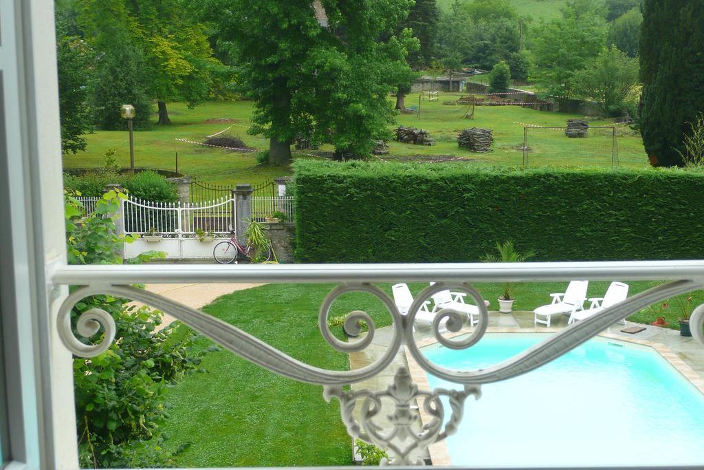 La Maison Du Parc Bed & Breakfast Lacave  Eksteriør bilde
